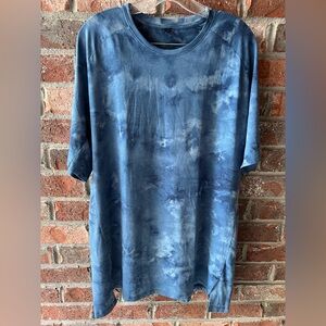 Lululemon Always Agile Short Sleeve
Diamond Dye Blue Chambray size Xxlarge
